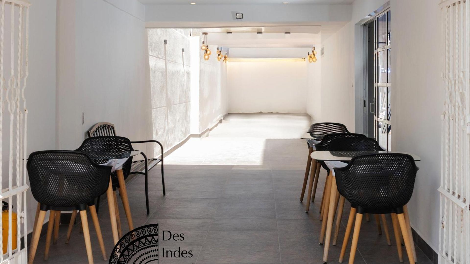 Des Indes 3*